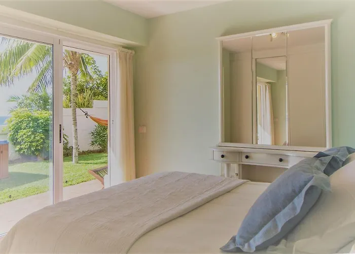 In Protected Space In Front Of The Sea לוס ריאלחוס