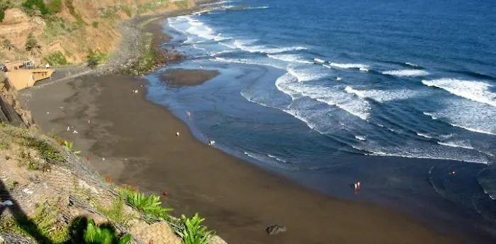 In Protected Space In Front Of The Sea Willa *